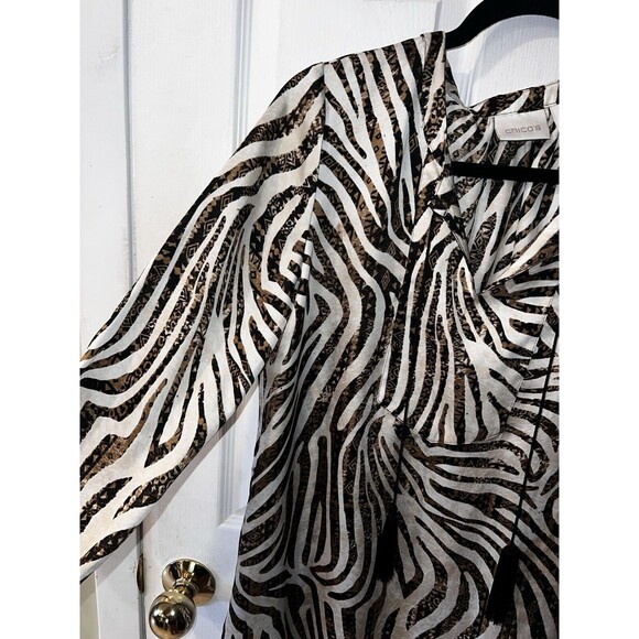 Chicos Blouse Womens Petite 0 Sz PS Top Brown Animal Zebra Tassel Shirt Mobwife - Picture 4 of 9
